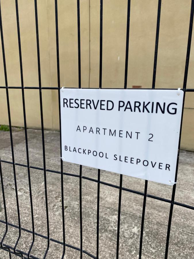 Blackpool Sleepover Apartment 2 Free Parking Sleeps 6 エクステリア 写真