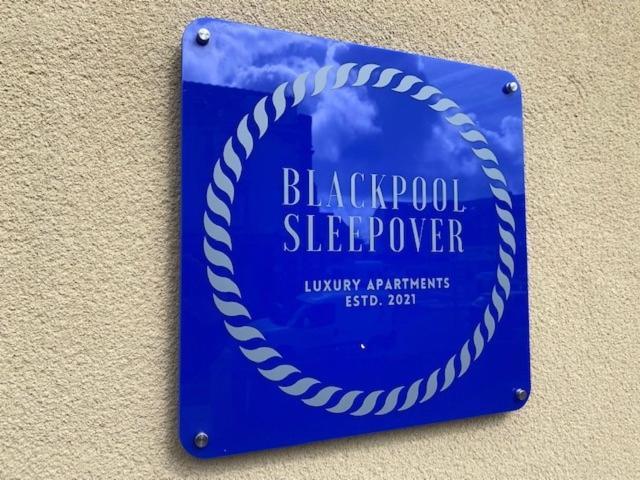 Blackpool Sleepover Apartment 2 Free Parking Sleeps 6 エクステリア 写真